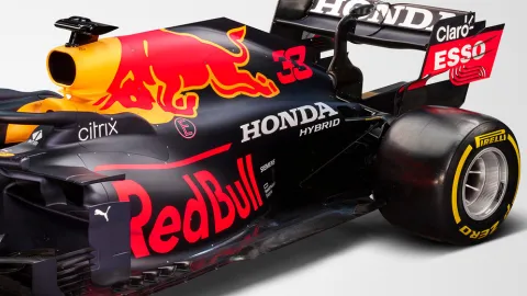 red-bull-rb16b-trasera-soymotor.jpg