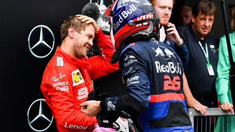 vettel-kvyat-carrera-alemania-2019-soymotor.jpg