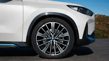 BMW iX1 2023 - SoyMotor.com