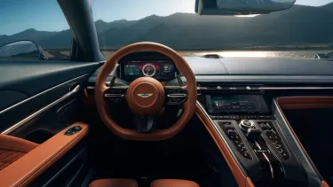 Aston Martin DB12 2023 - SoyMotor.com