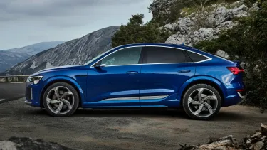 Audi SQ8 Sportback e-tron - SoyMotor.com