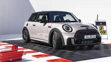 Mini John Cooper Works Bulldog Racing Edition - SoyMotor.com