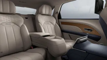 Interior Bentley Bentayga 2024 - SoyMotor.com
