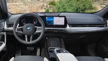BMW iX2 2024 - SoyMotor.com