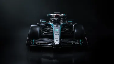 Mercedes presenta el W15: la última 'estrella' de Hamilton, en el día de los enamorados - SoyMotor.com