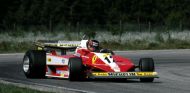 Gilles Villeneuve derrapando con su Ferrari - LaF1
