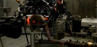 Motor AMG V8 5.5 biturbo al rojo vivo - SoyMotor