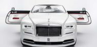 El Rolls Royce Dawn se viste de gala - SoyMotor
