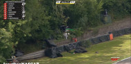 Espectacular accidente del McLaren de Wilkinson en Brands Hatch - SoyMotor.com