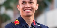 OFICIAL: Albon será el compañero de Verstappen en 2020 - SoyMotor.com