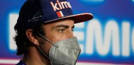 Alonso: "No querría competir contra Verstappen en Red Bull" - SoyMotor.com