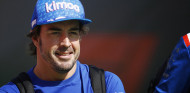 Alonso se disculpa por llamar &quot;incompetentes&quot; a los comisarios de Miami - SoyMotor.com