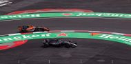 Fernando Alonso y Romain Grosjean en México - SoyMotor.com