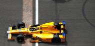 Alonso ya cuenta con sus recuerdos de la Indy 500 en su museo - SoyMotor.com