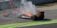 Alonso se alegra por Honda: "Cuando se fueron de McLaren ni soñaban con ganar" - SoyMotor.com