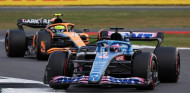 Alonso, quinto y pide sanción para Leclerc: "Si no la tiene, sería de película"  -SoyMotor.com