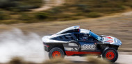 Carlos Sainz lamenta las nuevas reglas técnicas del Dakar, que penalizan a Audi - SoyMotor.com