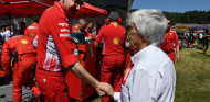 Ecclestone: "Cualquiera que apueste por Ferrari o Leclerc saldrá con las manos vacías" - SoyMotor.com