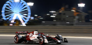 La nueva era: Bottas saldrá detrás de Hamilton... ¡con un Alfa Romeo! - SoyMotor.com