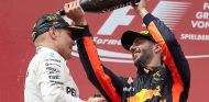 Valtteri Bottas y Daniel Ricciardo en Austria - SoyMotor.com