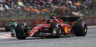 Sainz, cuarto y sufriendo: "Ha sido una de las peores carreras para el equipo" - SoyMotor.com