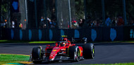 Sainz lidera los Libres 1 de Australia, seguido de Leclerc; Red Bull los sigue de cerca -SoyMotor.com