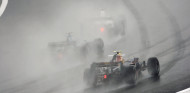 Ecclestone: &quot;Hemos corrido en peores condiciones y no hemos cancelado la carrera&quot; - SoyMotor.com