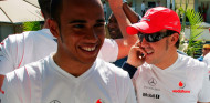Hamilton ya sorprendió a Alonso en 2007, recuerda Haug - SoyMotor.com