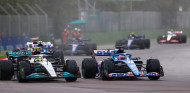 Alonso: "Se suponía que con las reglas nuevas iban a ganar varios equipos y pilotos" - SoyMotor.com
