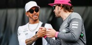 Fernando Alonso y Lewis Hamilton en una imagen de archivo - SoyMotor