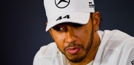 Hamilton: "No mentimos sobre nuestro rendimiento en los test, tenemos que trabajar" - SoyMotor.com