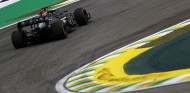 Hamilton lidera el 'ensayo de clasificación' de Brasil; Sainz, sexto - SoyMotor.com