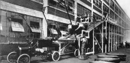 Henry Ford: de la cadena de montaje a la semana de 40 horas... y las primeras sillitas para niños - SoyMotor.com
