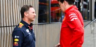 Binotto fue a ver a Horner por las acusaciones de Verstappen a Ferrari - SoyMotor.com