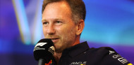 Horner no quiere oír hablar de Ferrari: &quot;Estoy comprometido con Red Bull&quot; -SoyMotor.com