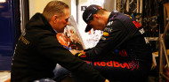 Vettel cuestiona la forma de Jos Verstappen de criar a Max - SoyMotor.com
