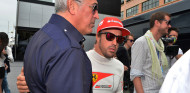 Lawrence Stroll quiere a Alonso en Aston Martin para 2023 - SoyMotor.com