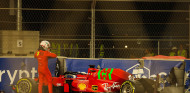 VÍDEO: Leclerc protagoniza el primer accidente fuerte en Yeda - SoyMotor.com