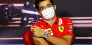 Leclerc ha probado el Ferrari 2022 en el simulador: "Es muy diferente" - SoyMotor.com