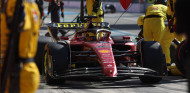 Briatore: "Es increíble cómo Ferrari la pifia en cada carrera" - SoyMotor.com
