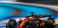 Leclerc vuelve a la senda de la Pole... con ayuda de Sainz - SoyMotor.com