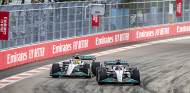 Villeneuve percibe un "cambio de guardia definitivo" en Mercedes - SoyMotor.com