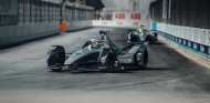 Mercedes asusta en la Fórmula E: doblete para empezar la octava temporada - SoyMotor.com