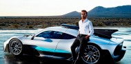 Lewis Hamilton con el Mercedes-AMG Project One - SoyMotor.com