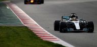 Hamilton delante de Verstappen en los tests del Circuit de Barcelona-Catalunya - SoyMotor