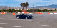 Hacer 'donuts' en un parking puede salir muy caro - SoyMotor.com