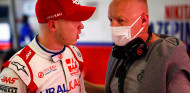Dmitry Mazepin amenazó a Haas con dejarles sin financiación en 2021 - SoyMotor.com