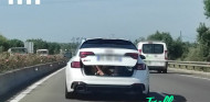 Lleva a dos menores en el maletero de su Audi RS 4 en Cataluña - SoyMotor.com