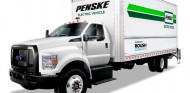 Penske y Roush, rivales en la NASCAR, se asocian para hacer camiones eléctricos - SoyMotor.com