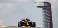 Pérez lidera unos Libres 2 con 'lío' entre Hamilton y Verstappen - SoyMotor.com
